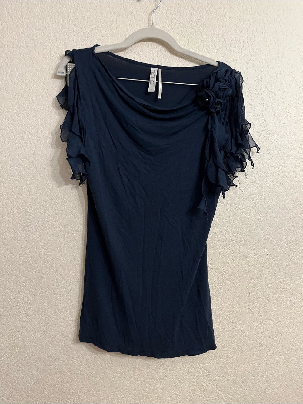Kische Y2K/ fairy 🧚♀️ floral 100% rayon Navy Blue Ruffled One-Shoulder Tank